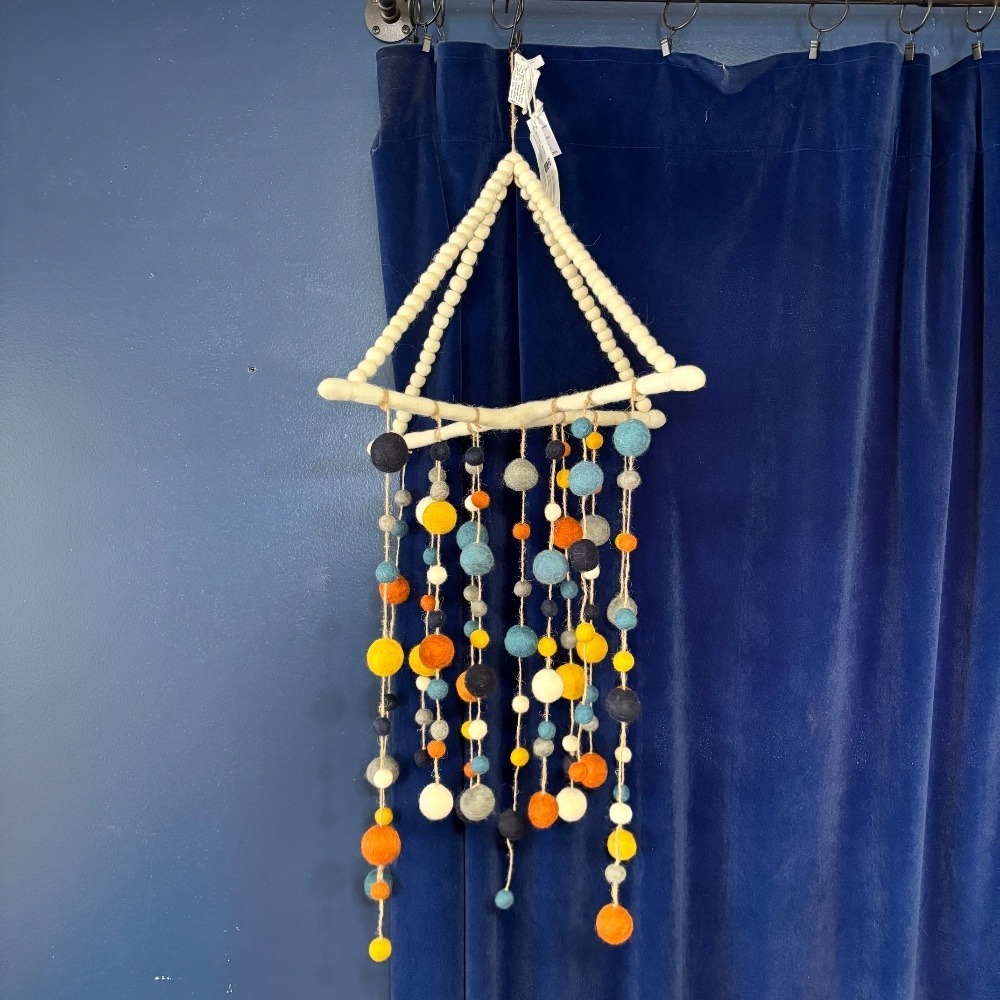 NWT Pottery Barn‎ Kids West Elm Felted Pom-Pom Crib Mobile Nursery Multicolor